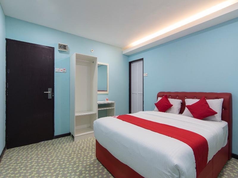 Oyo 1136 Pd Star Hotel Port Dickson Buitenkant foto